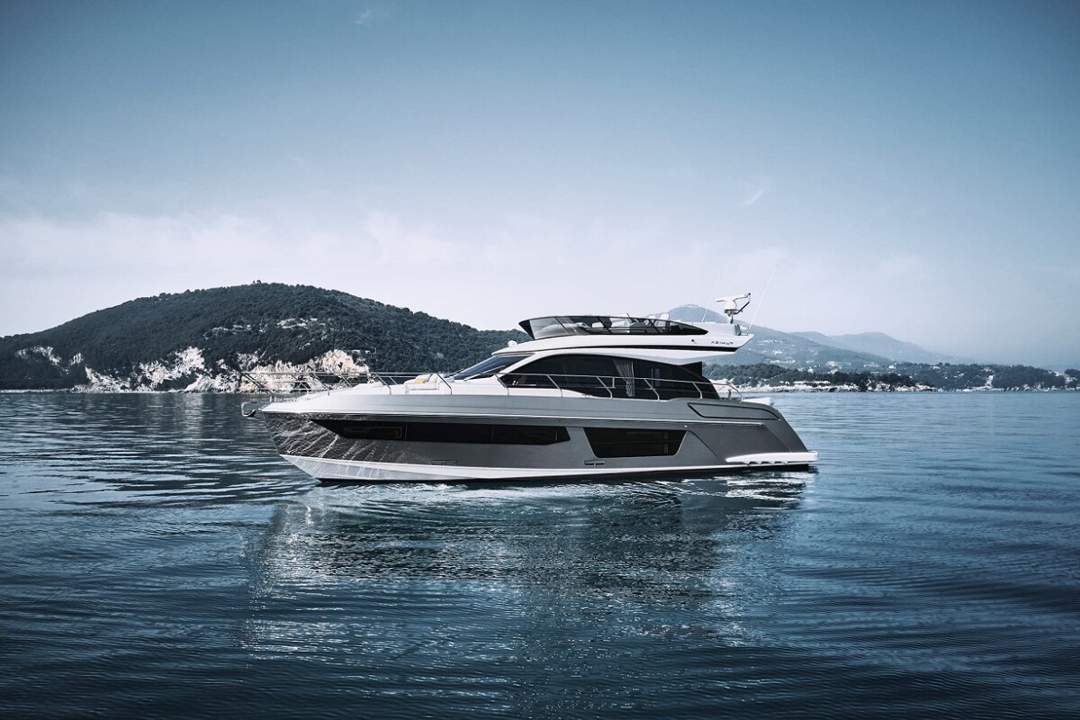 Azimut 53 