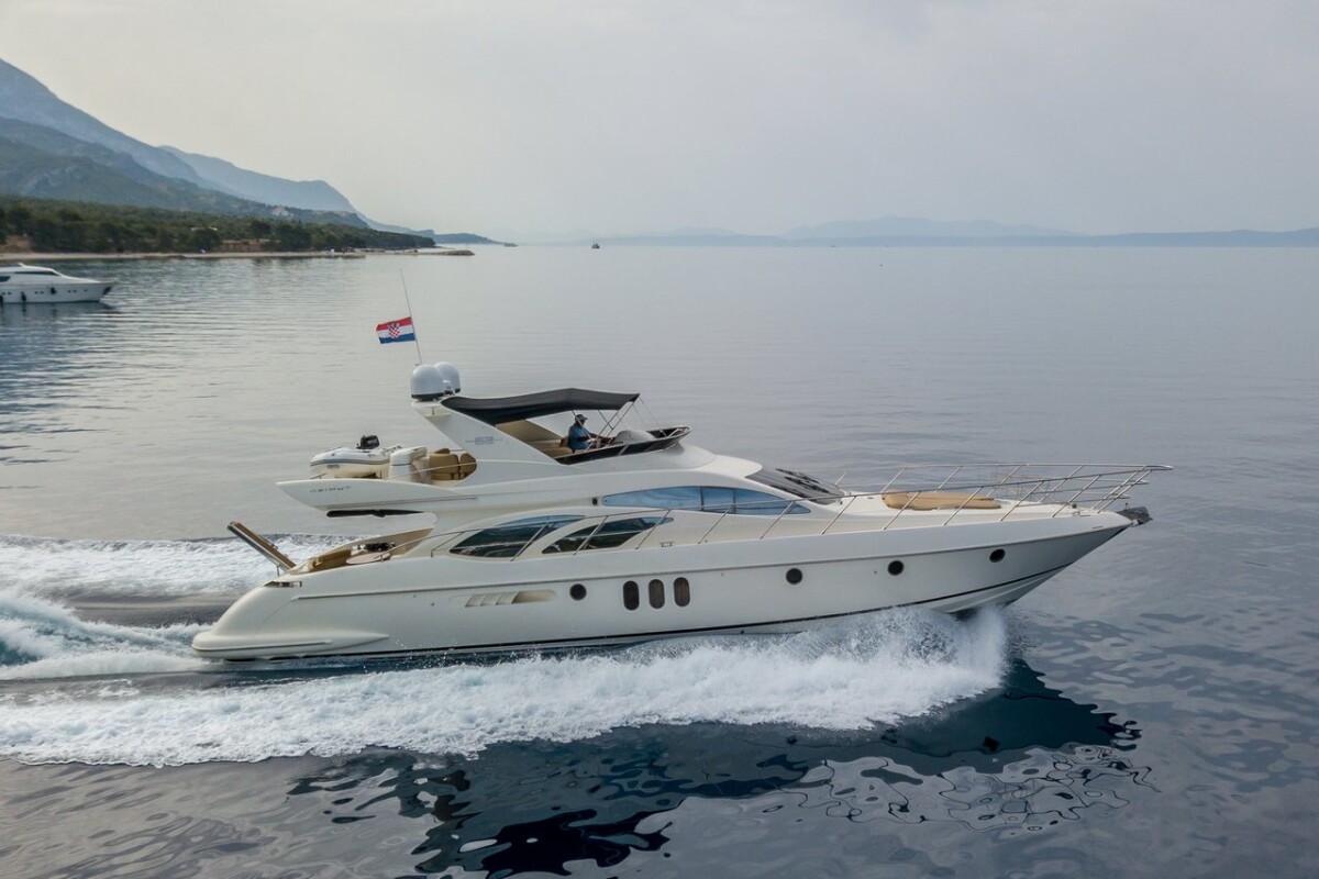 Azimut 62 Eos