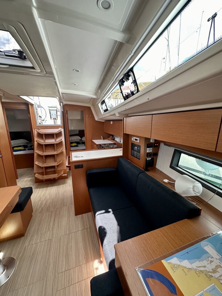 Bavaria C38 Surf Point