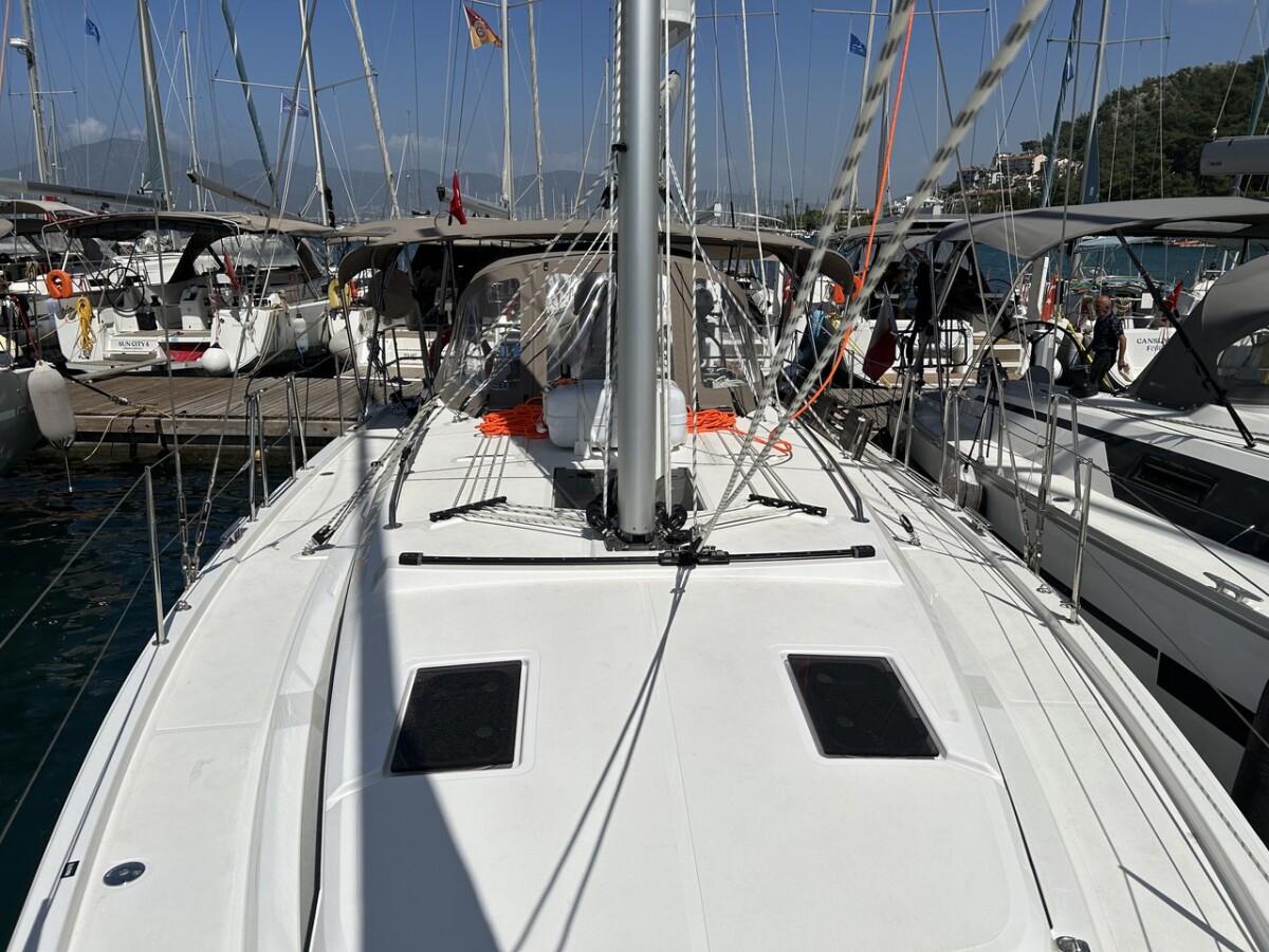 Bavaria C38 Xenia