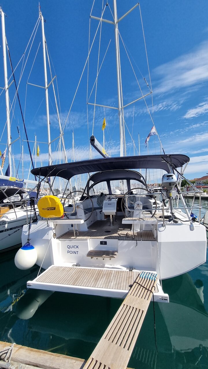 Bavaria C42 Quick Point