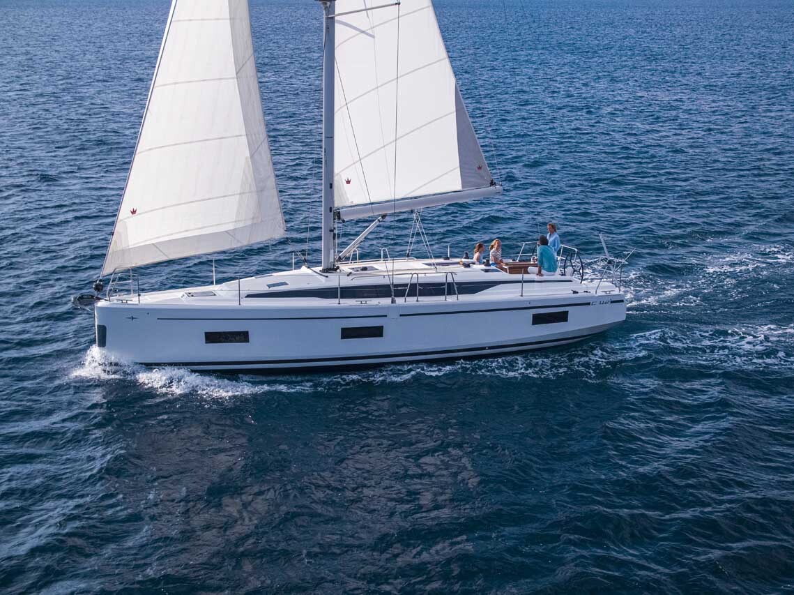 Bavaria C42 Paella