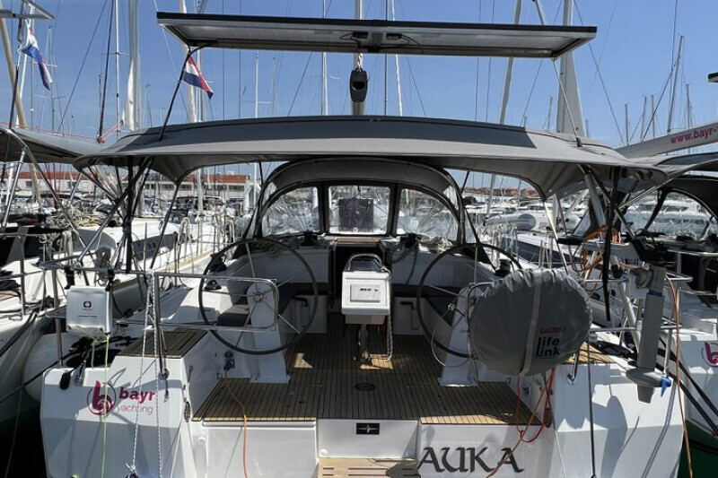 Bavaria C42 Auka