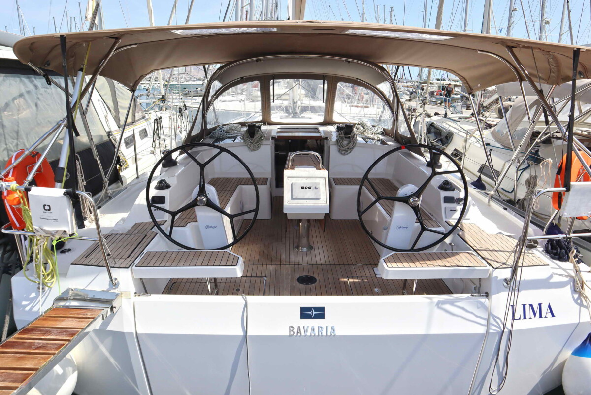 Bavaria C42 PRESTIGE