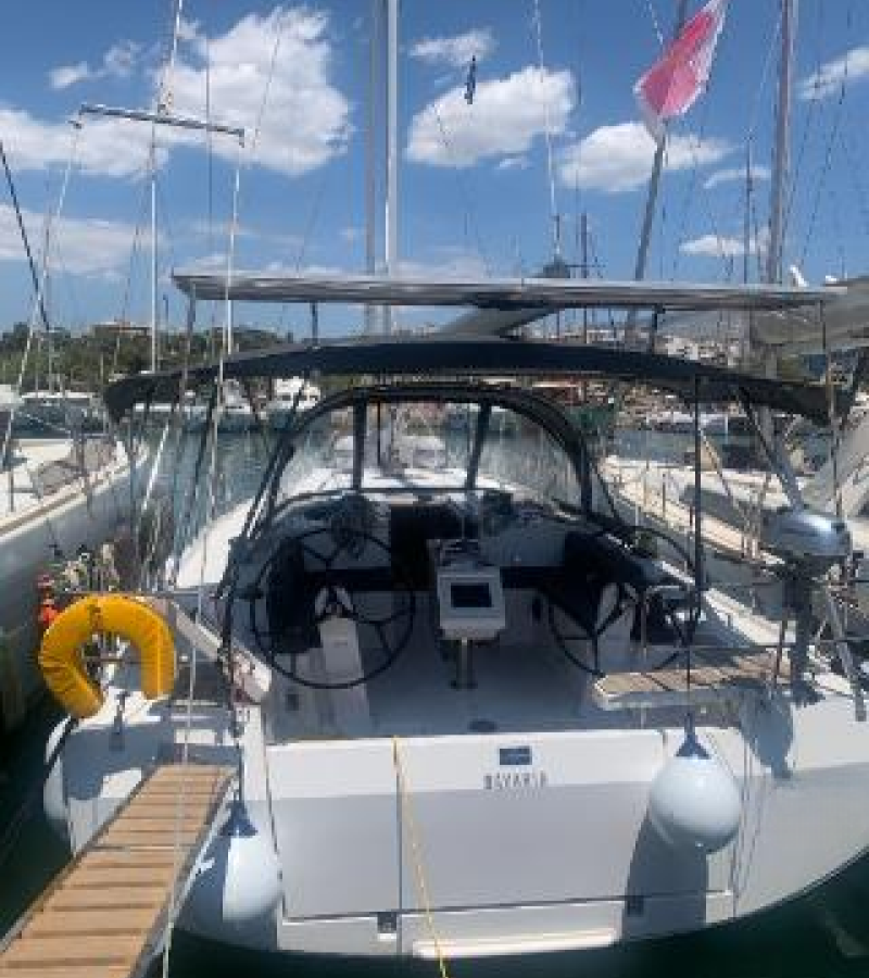 Bavaria C42 Maia