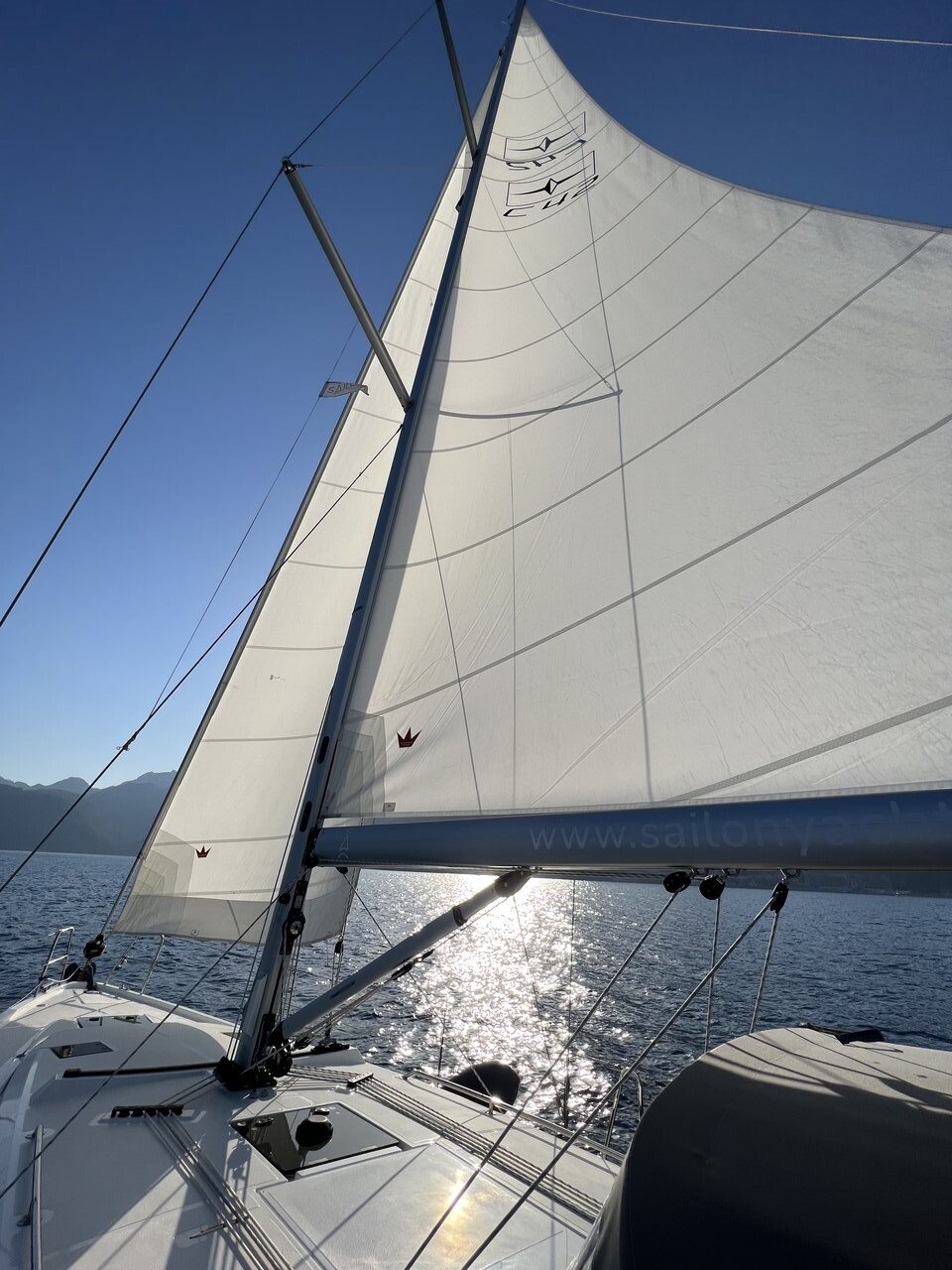 Bavaria C42 Sorores