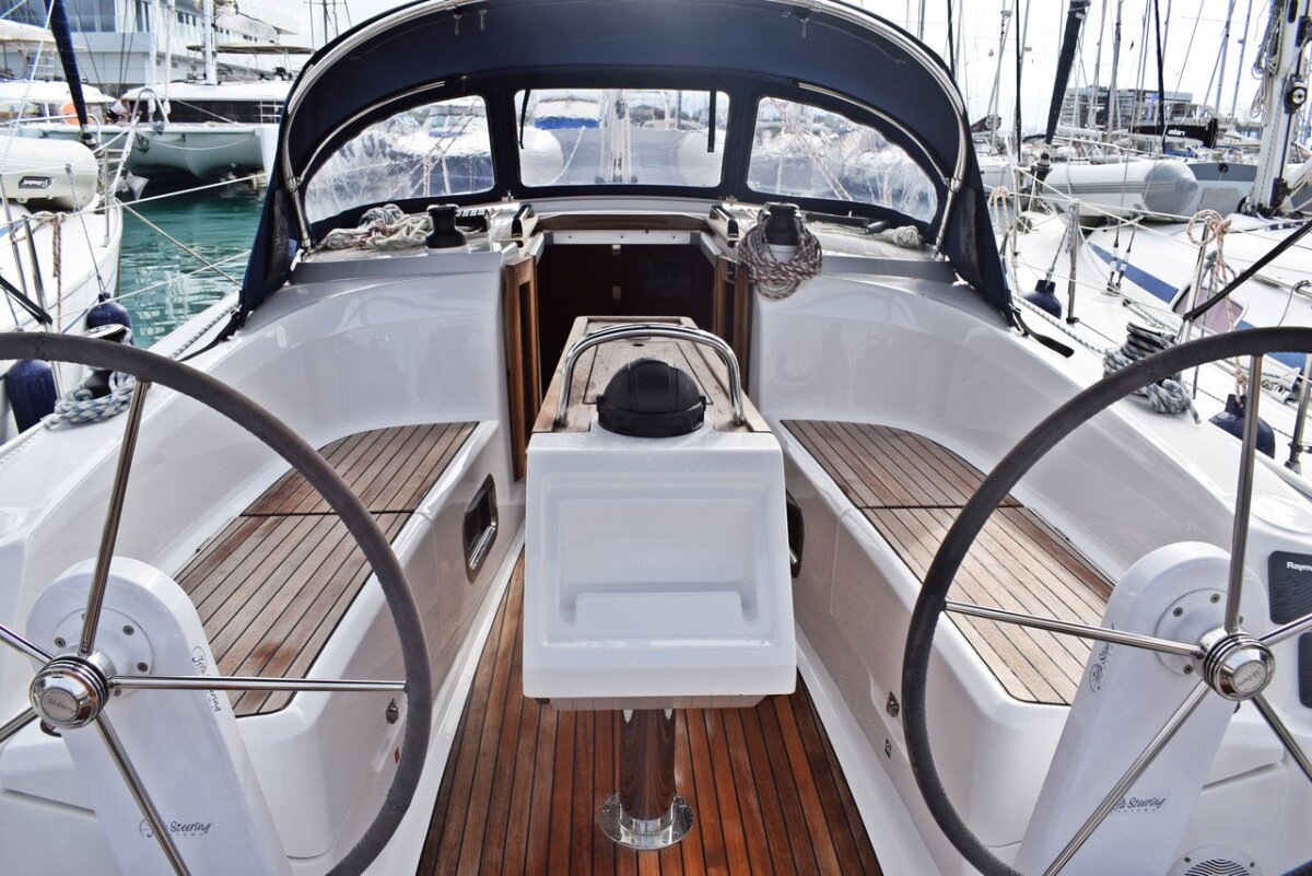 Bavaria Cruiser 34 Studena