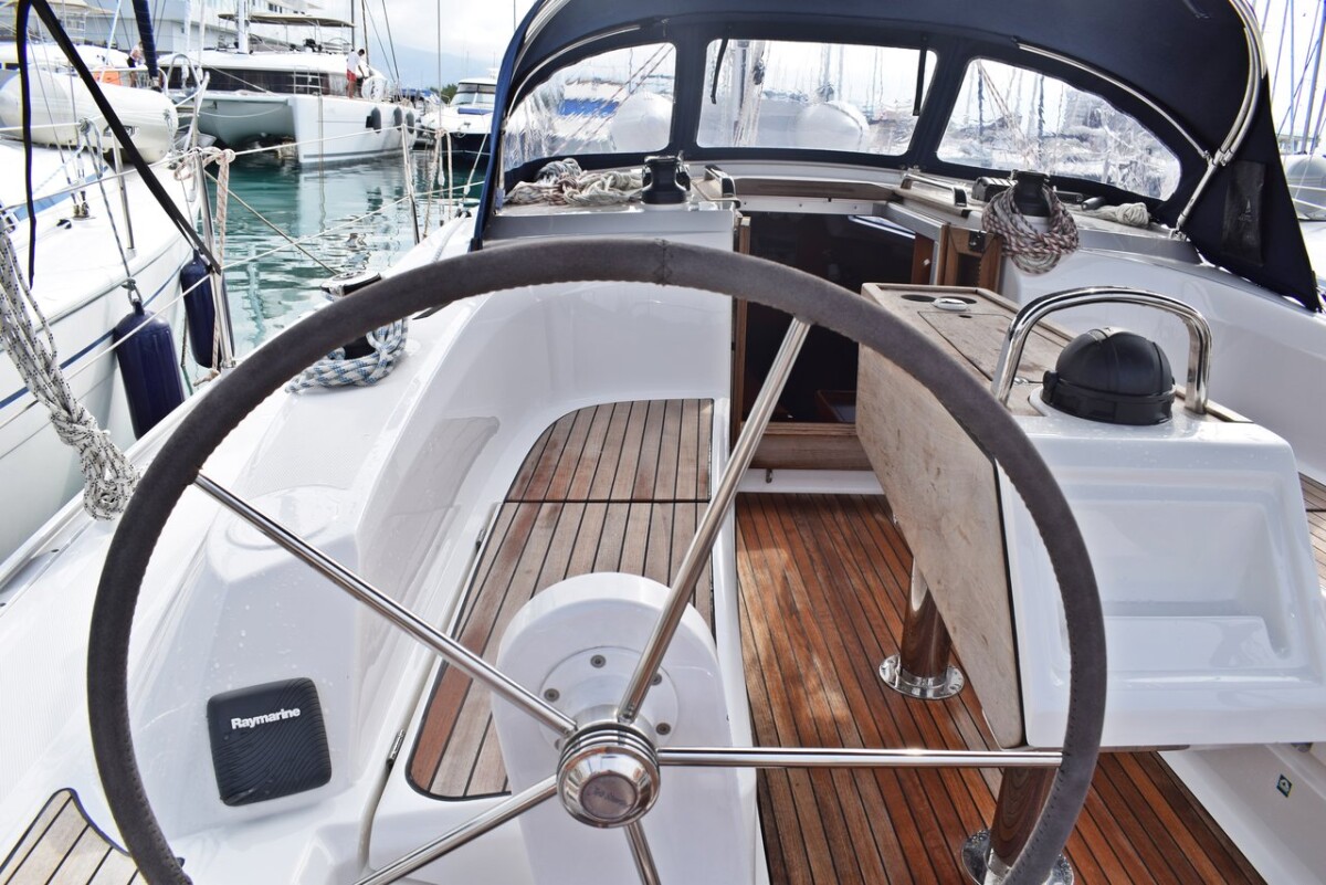 Bavaria Cruiser 34 Studena