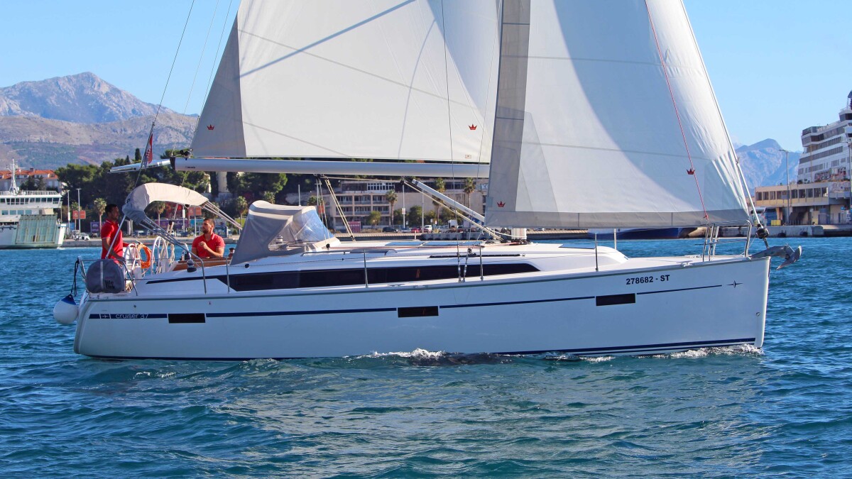 Bavaria Cruiser 37 Evala