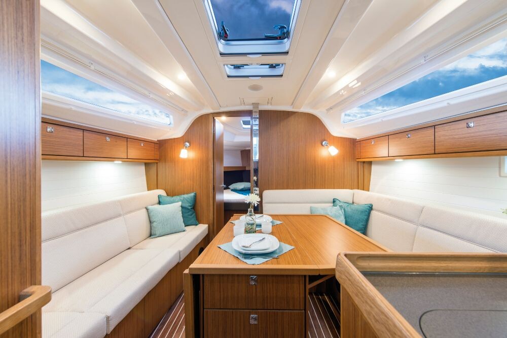 Bavaria Cruiser 37 Lady Lana