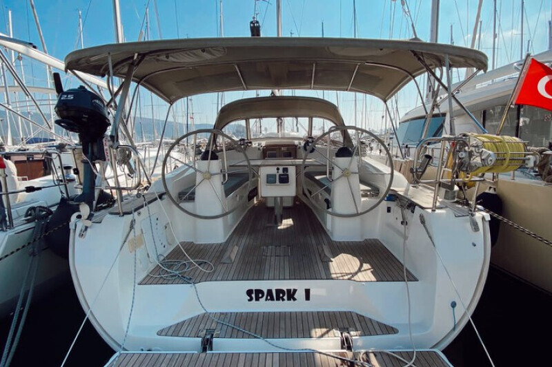 Bavaria Cruiser 40 Spark 1