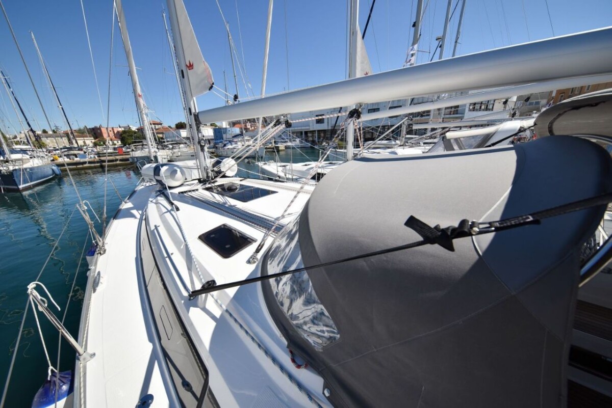 Bavaria Cruiser 41 Nixie