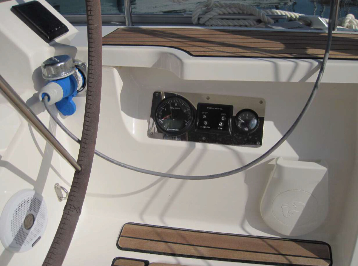 Bavaria Cruiser 41 ECONOMY-ot