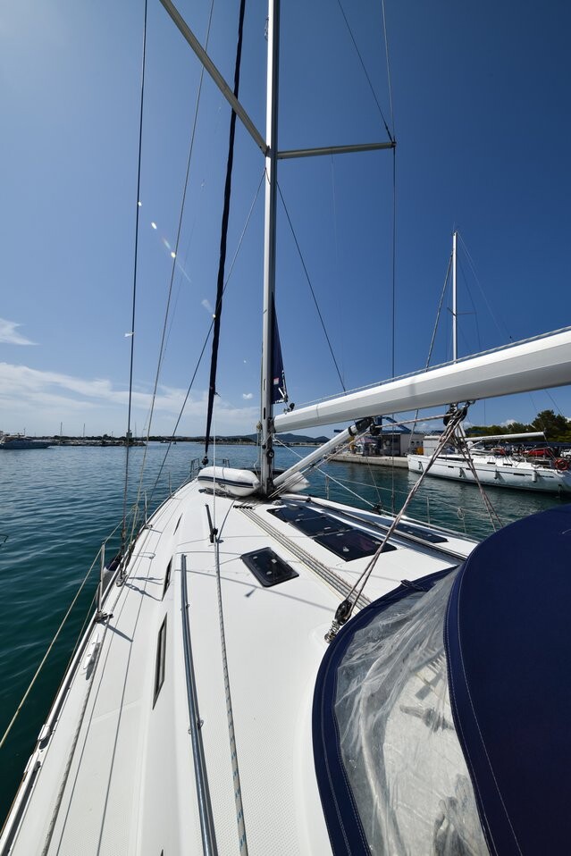 Bavaria Cruiser 45 Controvento