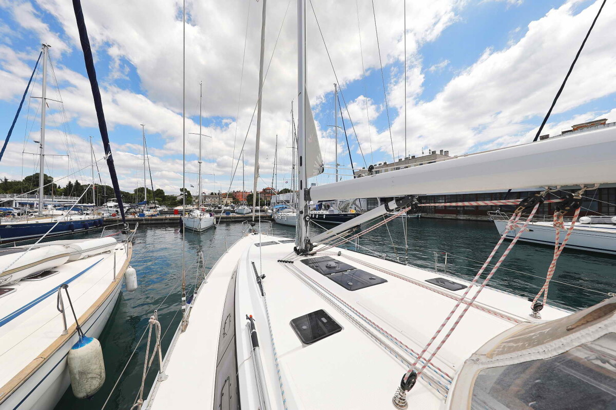 Bavaria Cruiser 46 ECONOMY