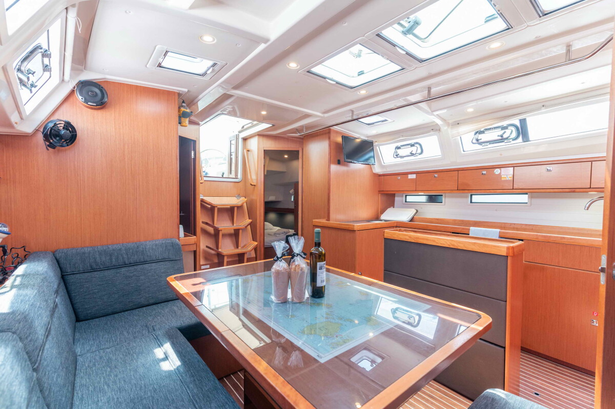 Bavaria Cruiser 46 ECONOMY