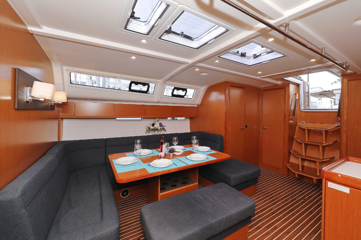 Bavaria Cruiser 51 silence one