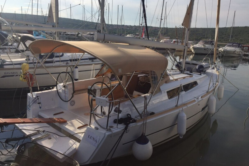 Dufour 350 GL Luna