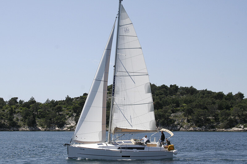 Dufour 350 GL Luka