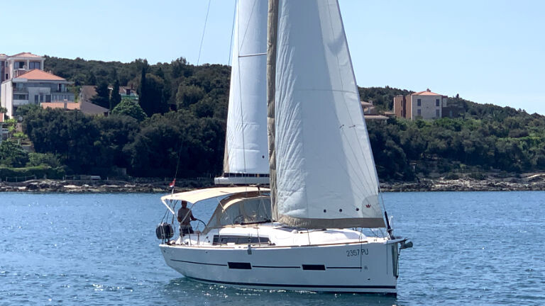 Dufour 382 GL Lia