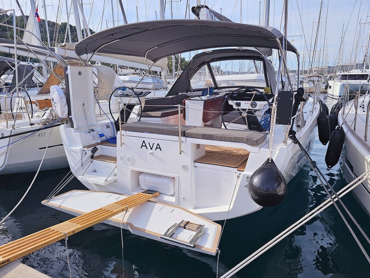 Dufour 41 Ava