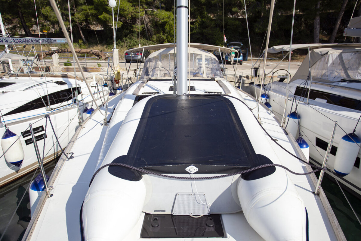 Dufour 412 GL Skyra