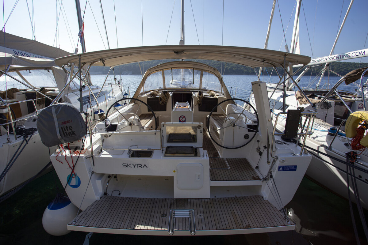 Dufour 412 GL Skyra