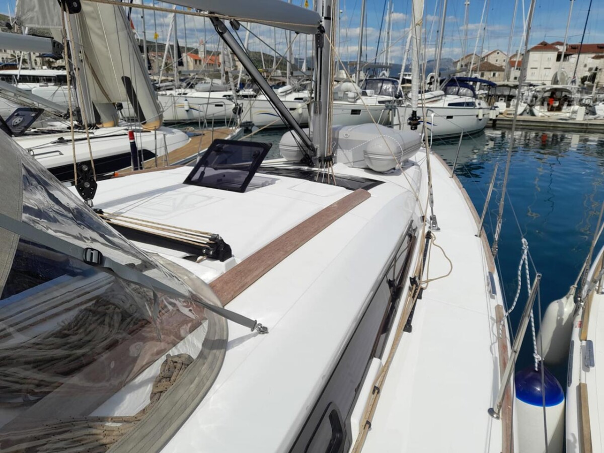 Dufour 412 Altair