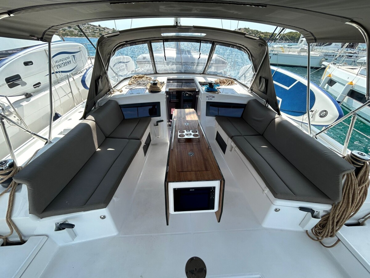 Dufour 470 Fantasea