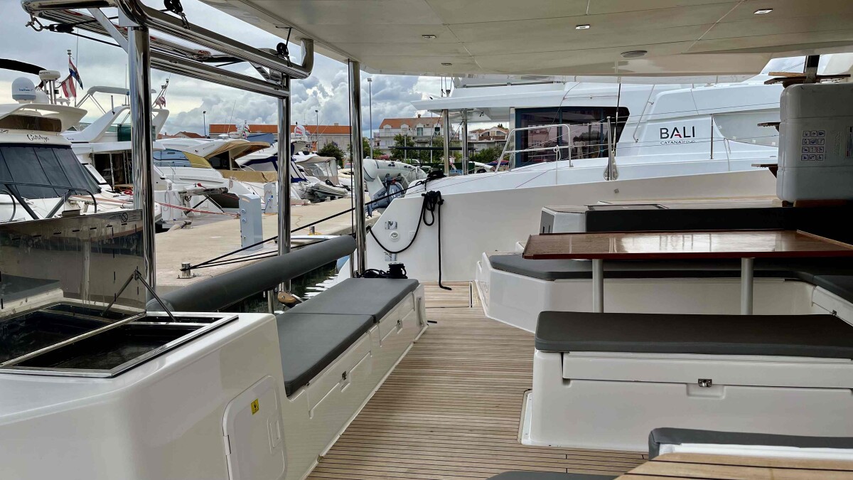 Dufour 48 Catamaran Nirvana