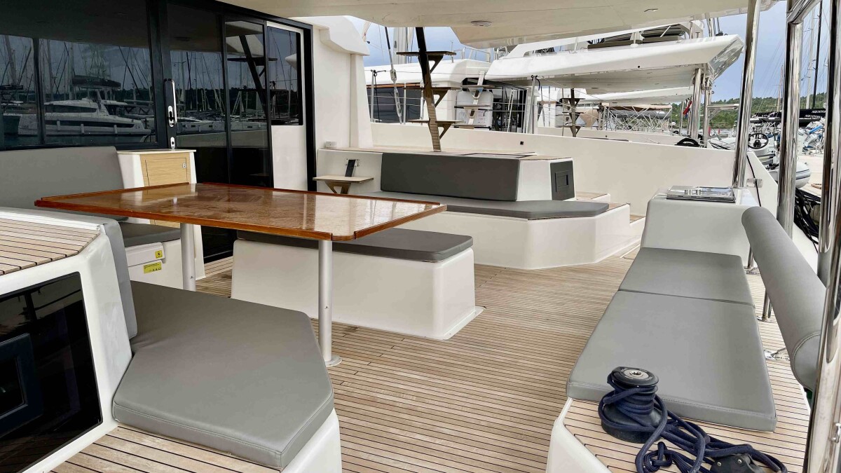 Dufour 48 Catamaran Nirvana