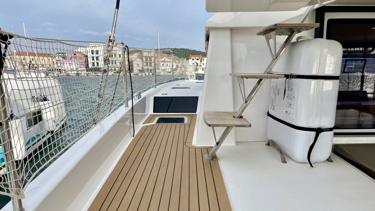 Dufour 48 Catamaran Dream