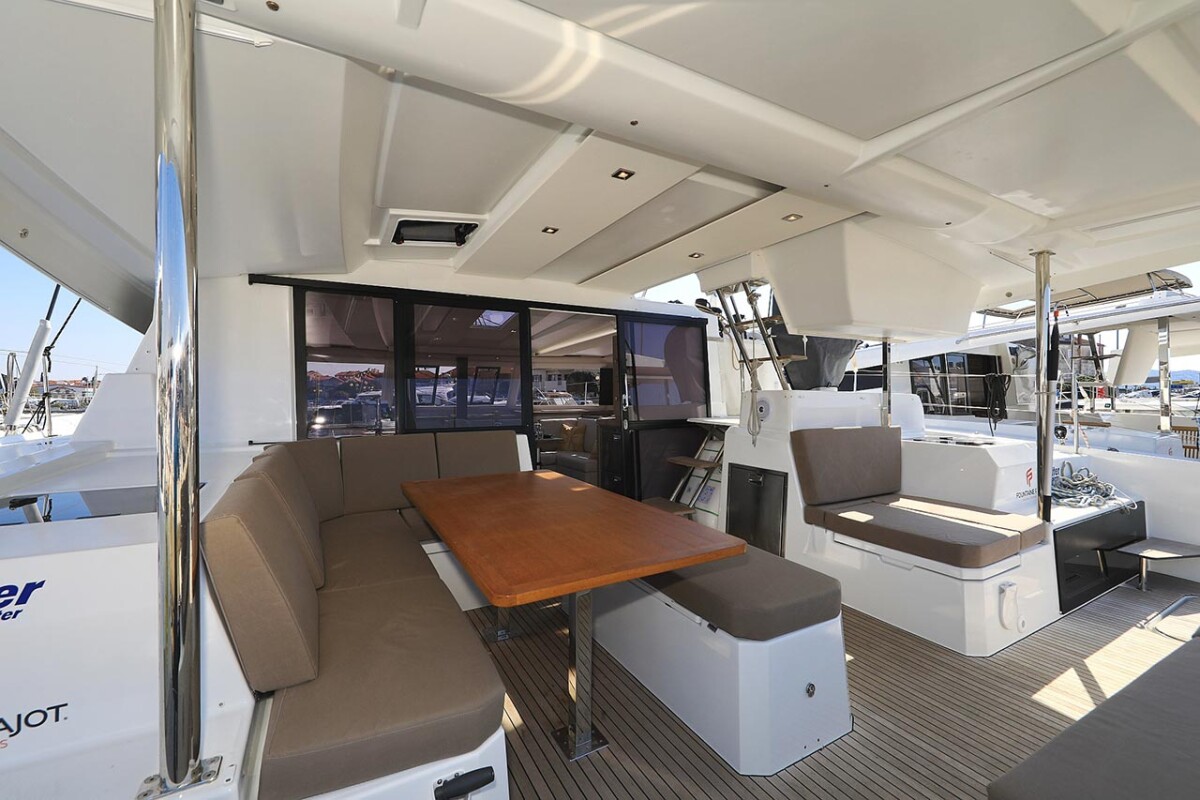 Fountaine Pajot Astrea 42 Umami