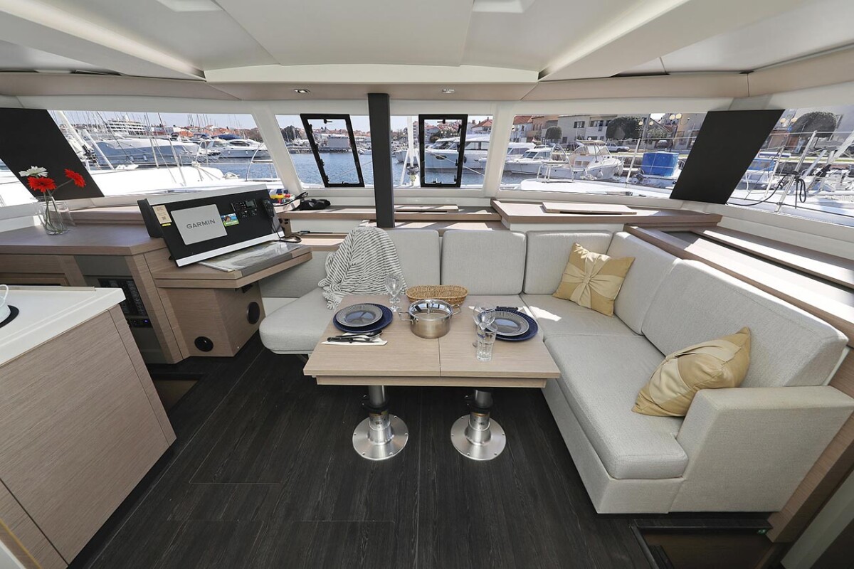 Fountaine Pajot Astrea 42 Umami