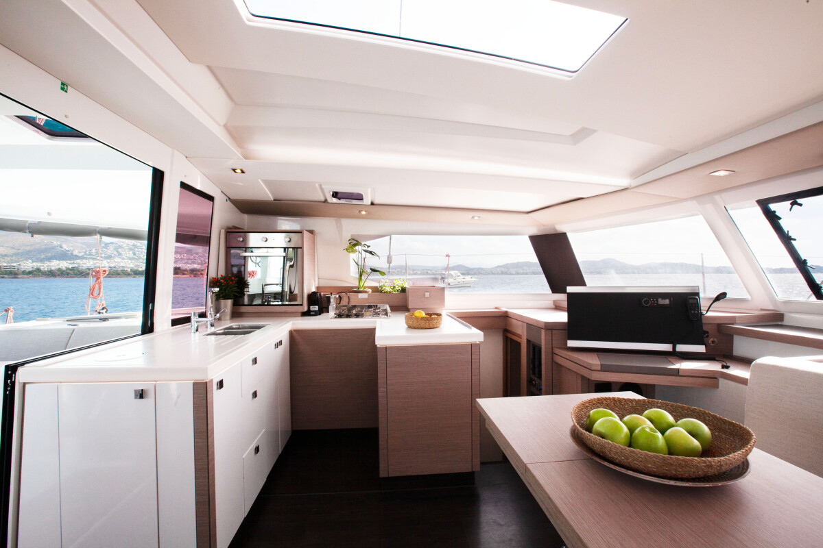 Fountaine Pajot Astrea 42 Argo I