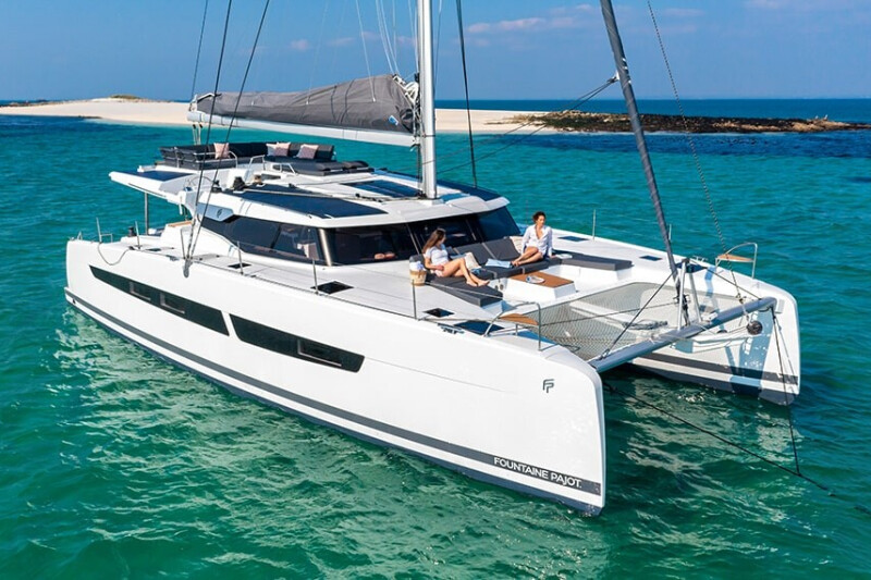 Fountaine Pajot Aura 51 Breezer