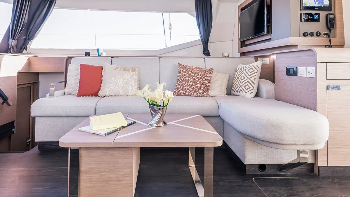 Fountaine Pajot Aura 51 Odysseus