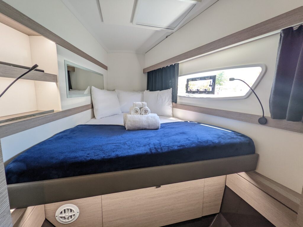 Fountaine Pajot Isla 40 Hoppy Choppy