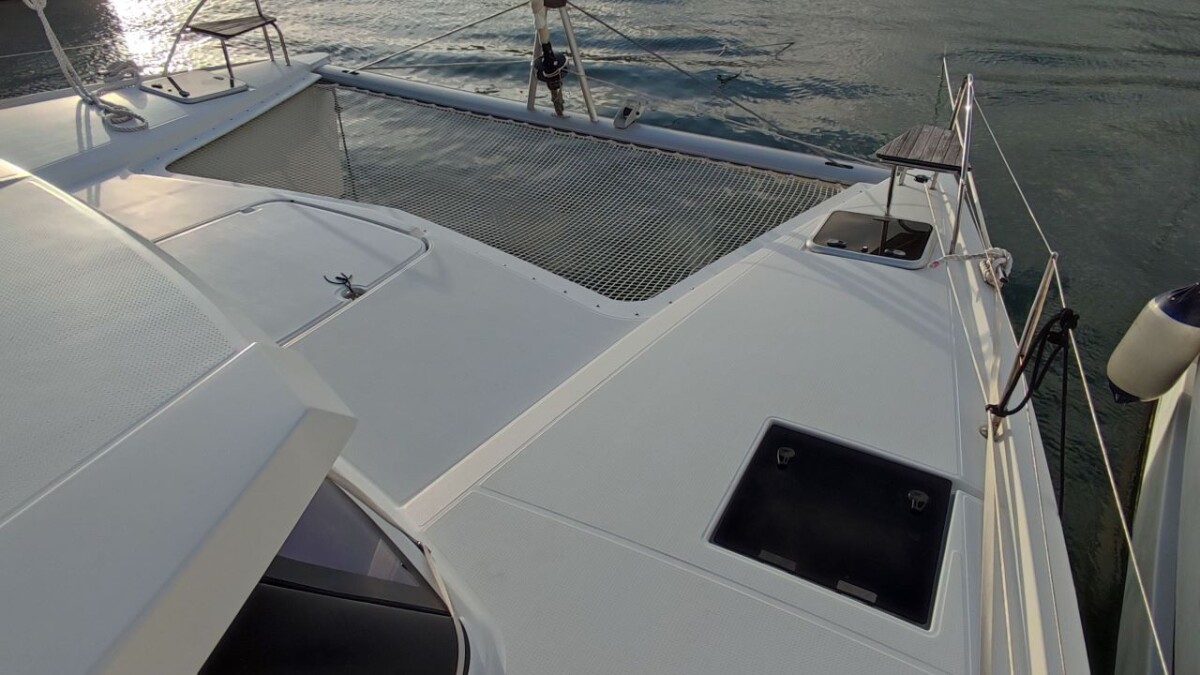 Fountaine Pajot Lucia 40 HARFANG 