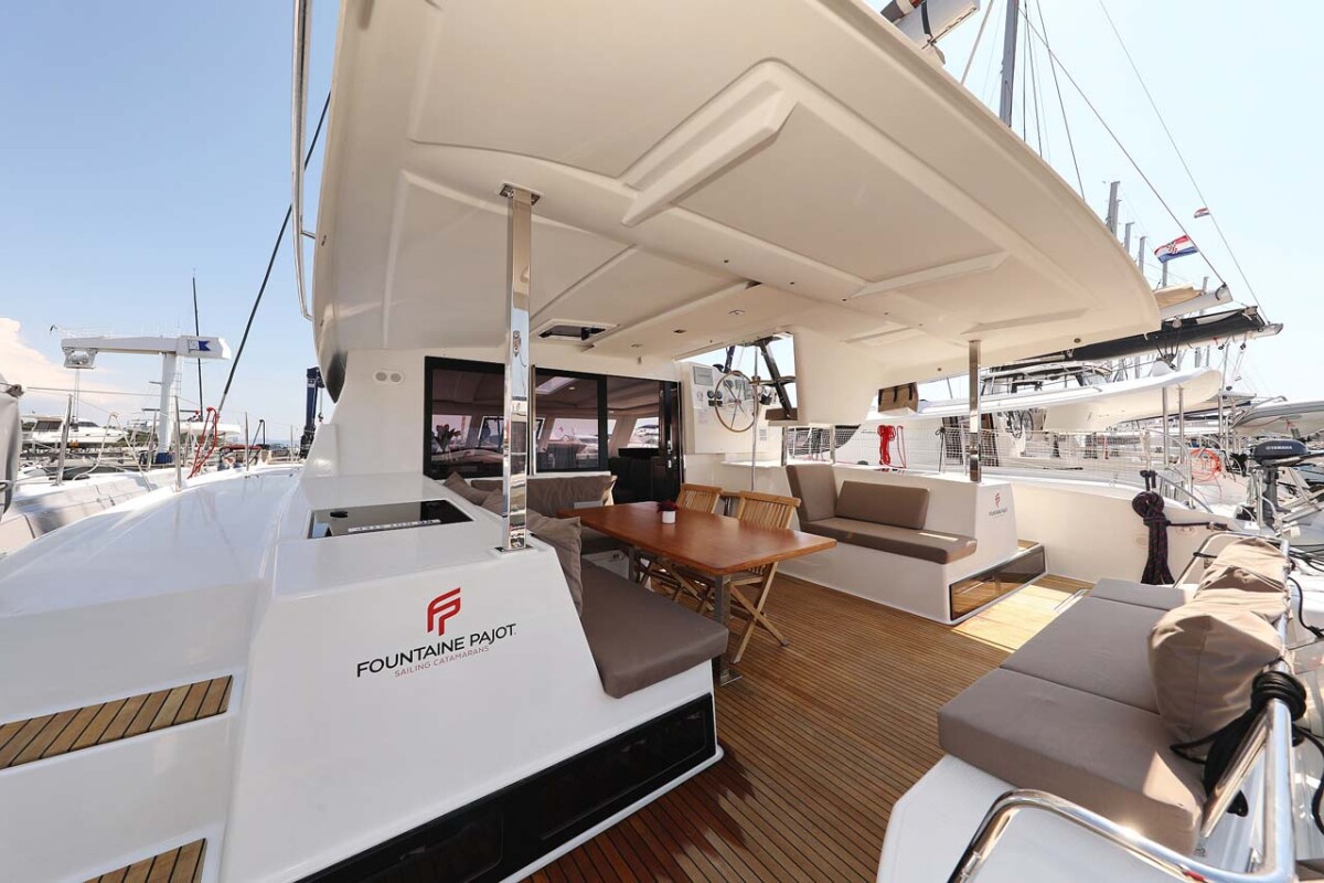 Fountaine Pajot Lucia 40 Canopus