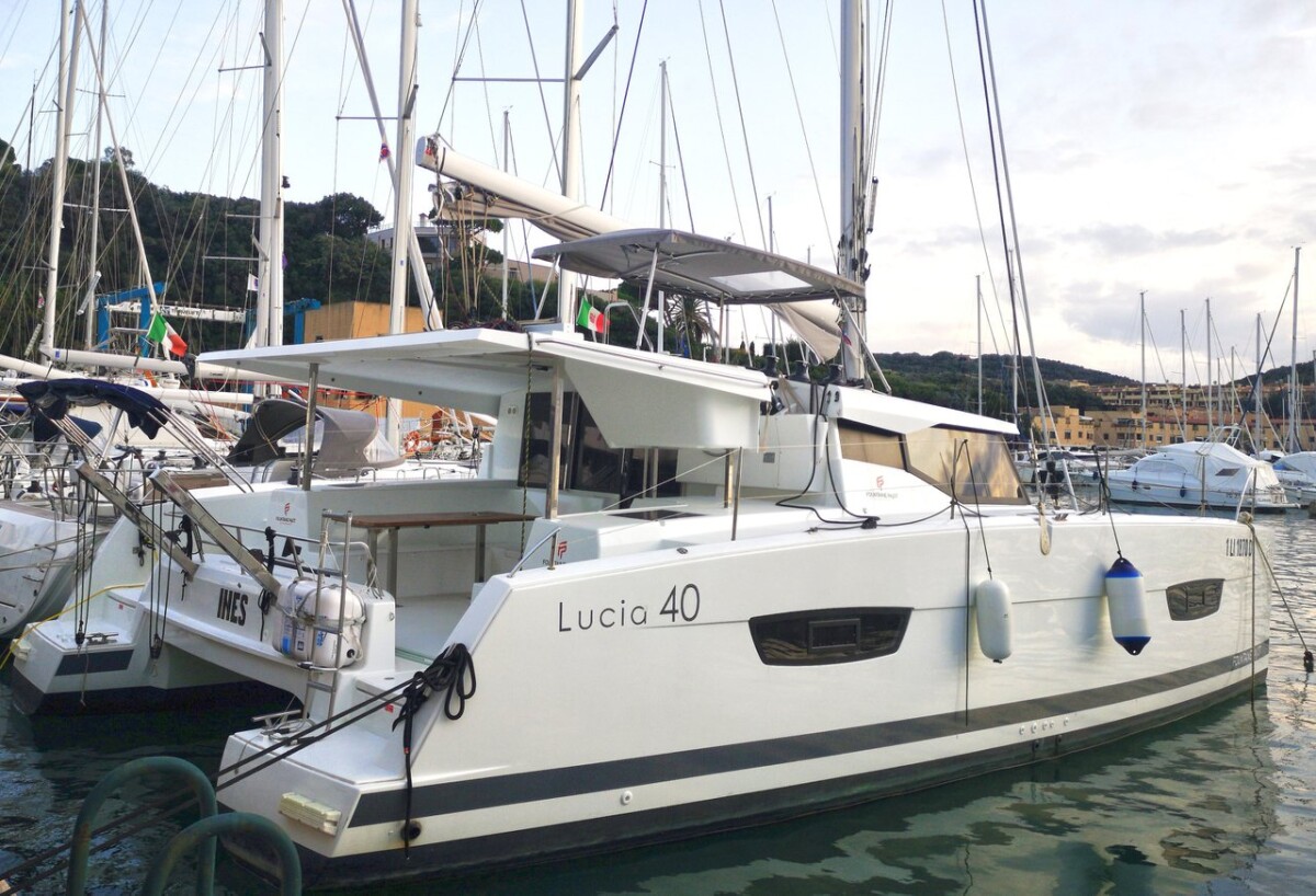 Fountaine Pajot Lucia 40 ECONOMY