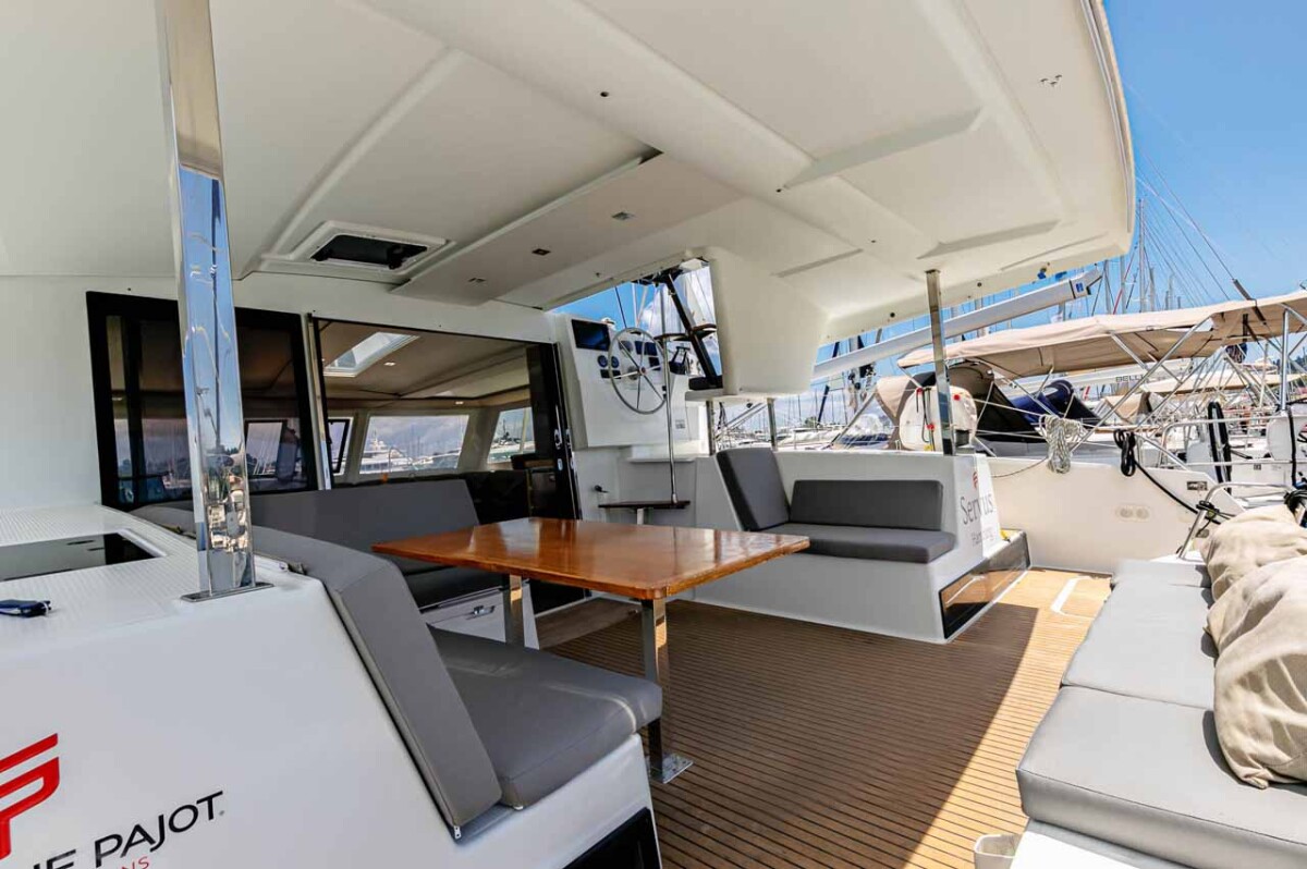 Fountaine Pajot Lucia 40 Servus