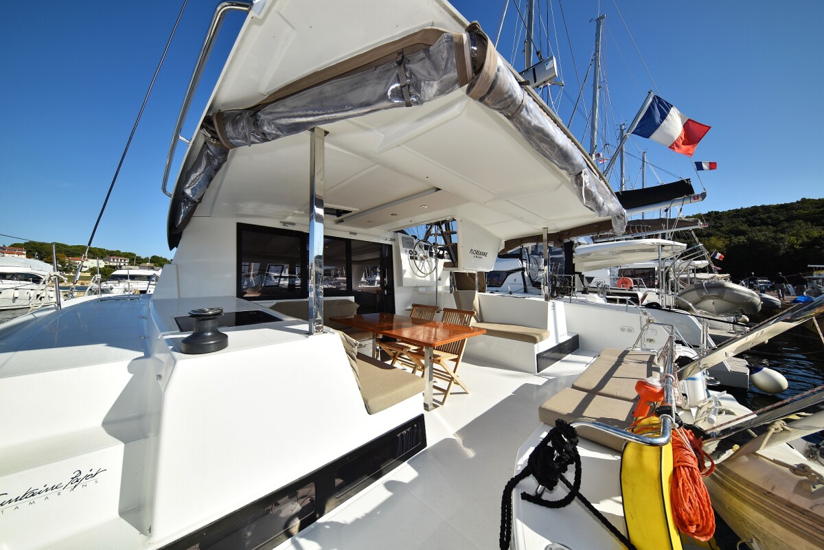 Fountaine Pajot Lucia 40 