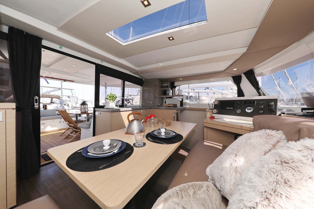 Fountaine Pajot Lucia 40 Tu Tamo 2