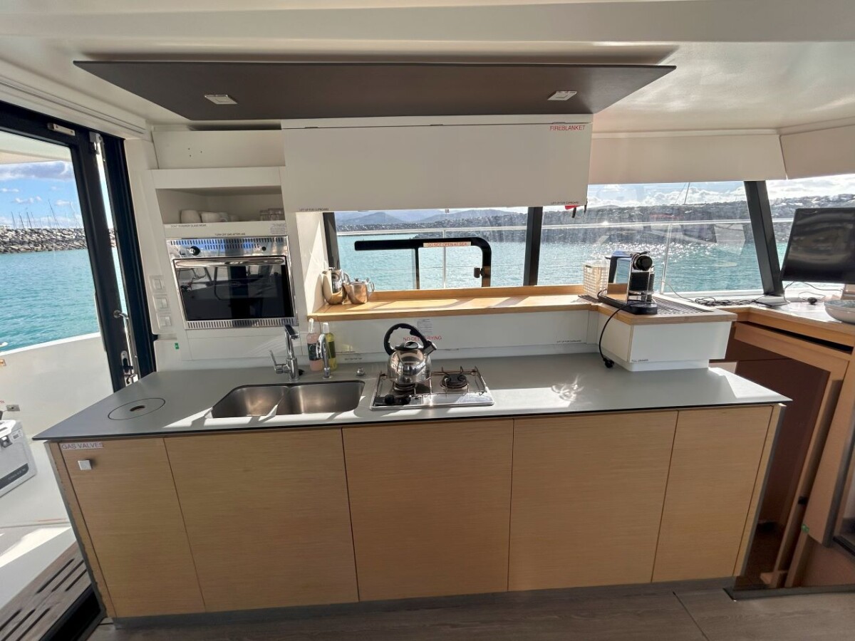 Fountaine Pajot MY 37 PLUTON_DB