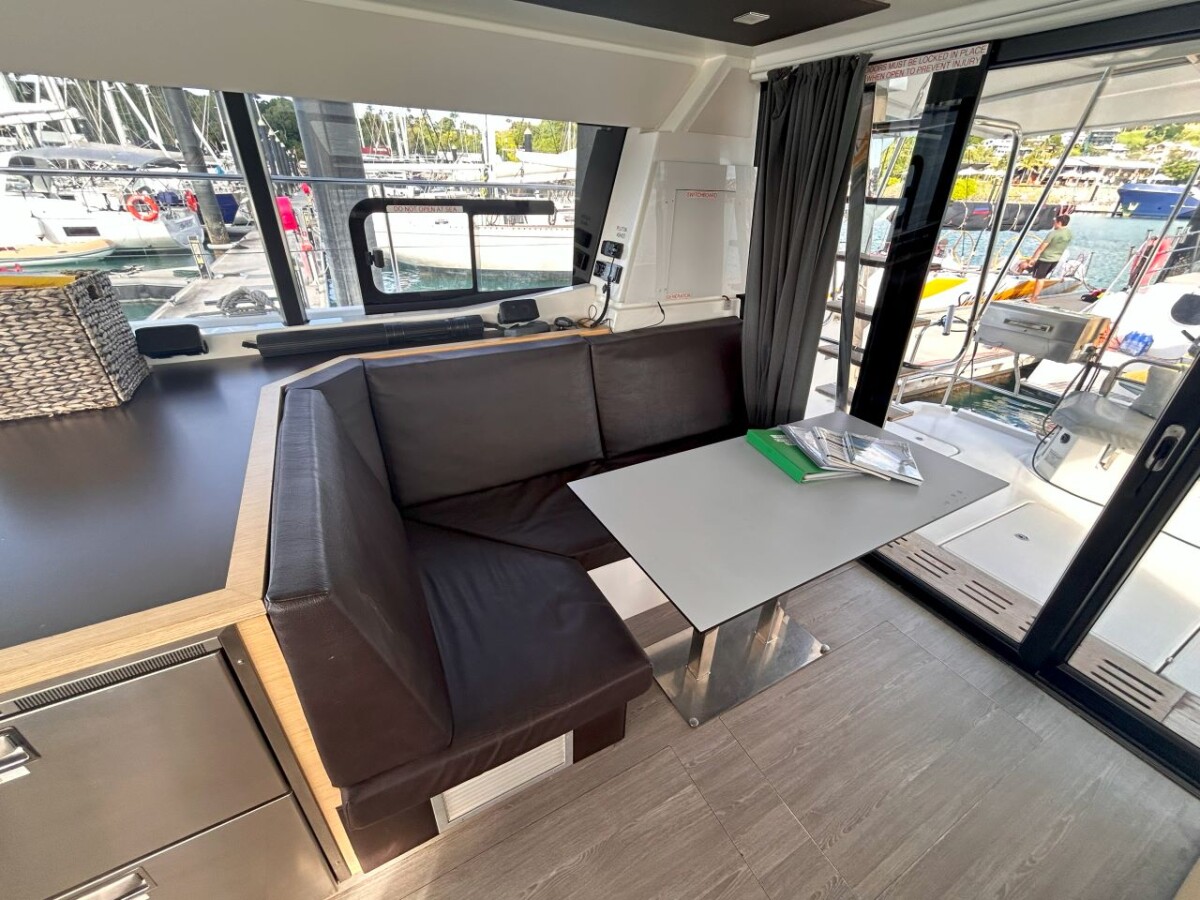 Fountaine Pajot MY 37 PLUTON_DB