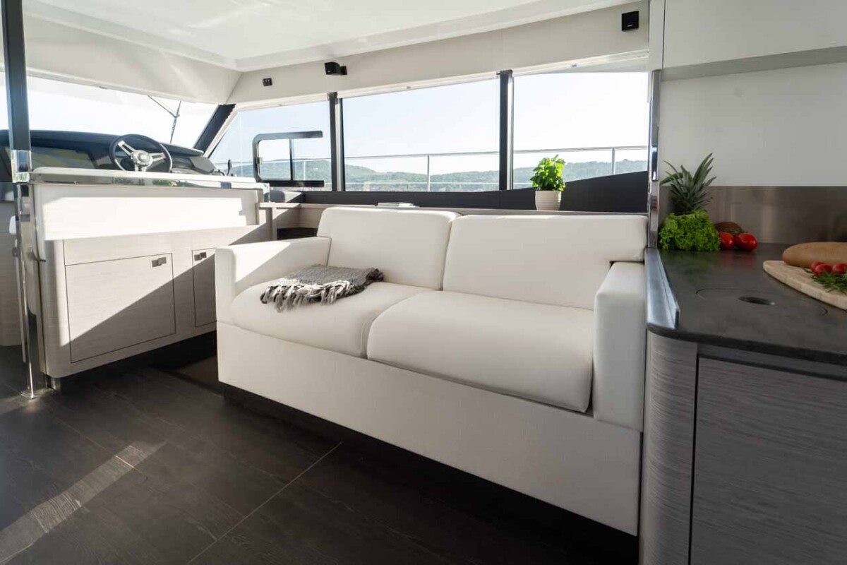 Fountaine Pajot MY6 Family 2.0