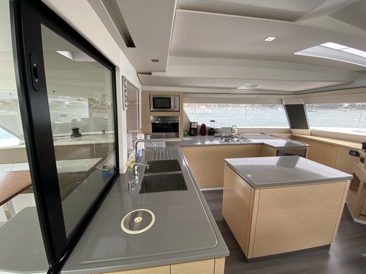 Fountaine Pajot Saba 50 Sunshine Reggae