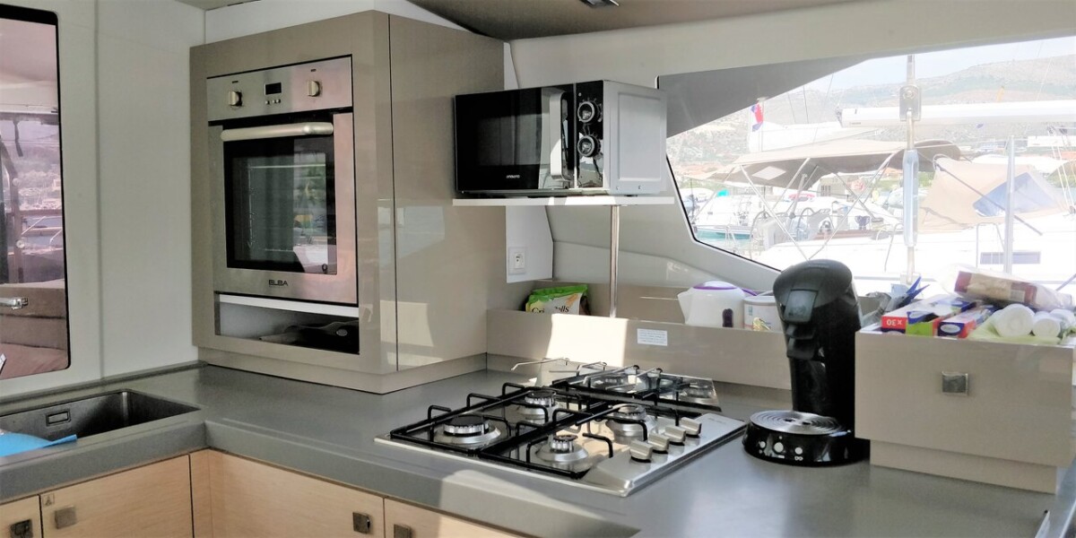 Fountaine Pajot Saona 47 Quintet Felicia