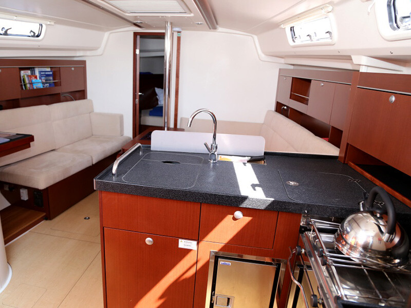 Hanse 385 Ariel